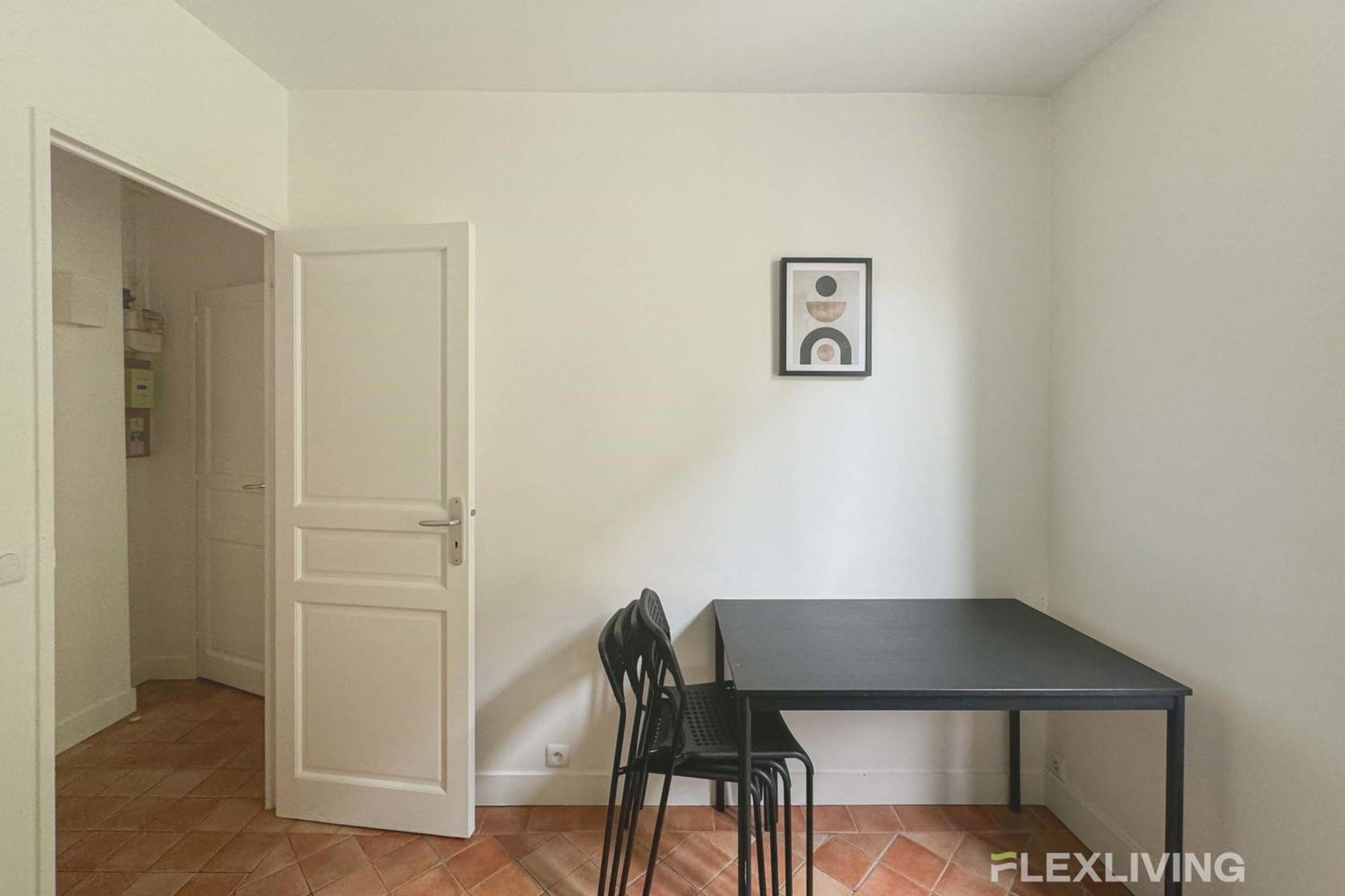 Flexliving - Whole Flat - Augereau Paris